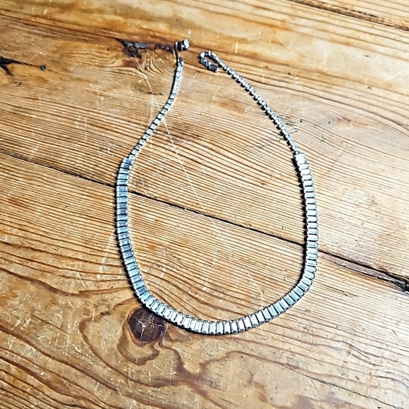 Vintage Jewelry - Vintage Clear & Silver Rhinestone Necklace